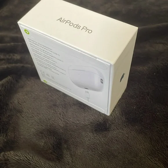 airpod pros 2nd generation with magsafe charging case